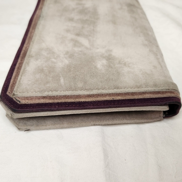 70s Suede Clutch Purse - Picture 4 of 11